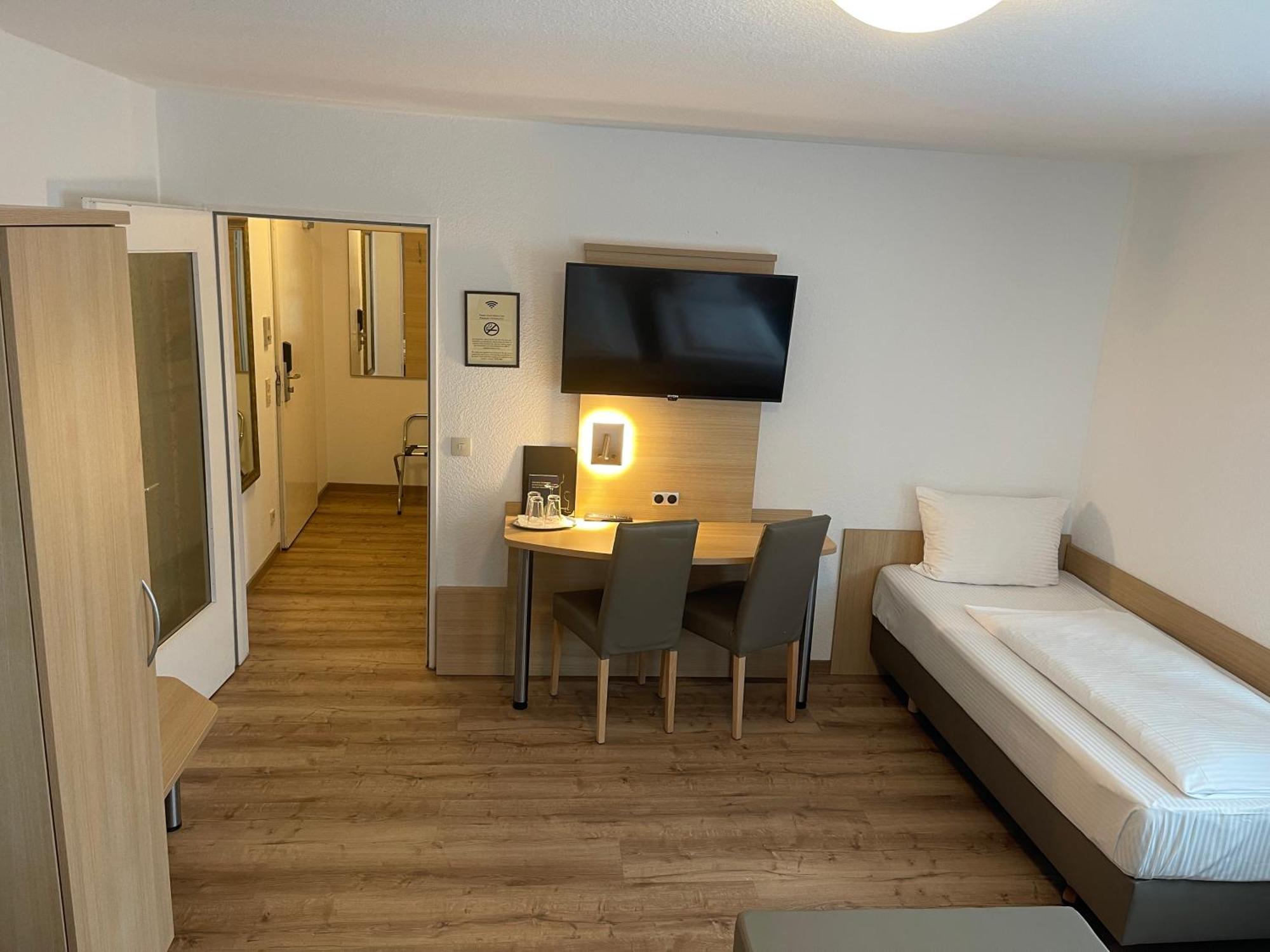 Hafner Hotel- Apartment -Self Check-In Stuttgart Zewnętrze zdjęcie